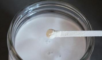 How to make healthy yogurt with probiotics at home?
